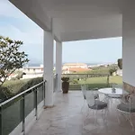 Nyaraló Melia΄s *