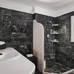 Nyaraló Melia΄s *