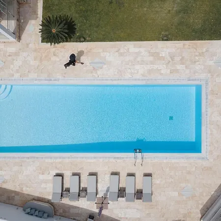 Hébergement de vacances Melias Dhiminio